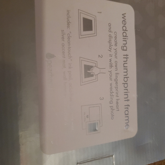 Khols New Mr & Mrs Picture Frame CUSTOMISE with your Thumbprints - Picture 2 of 4